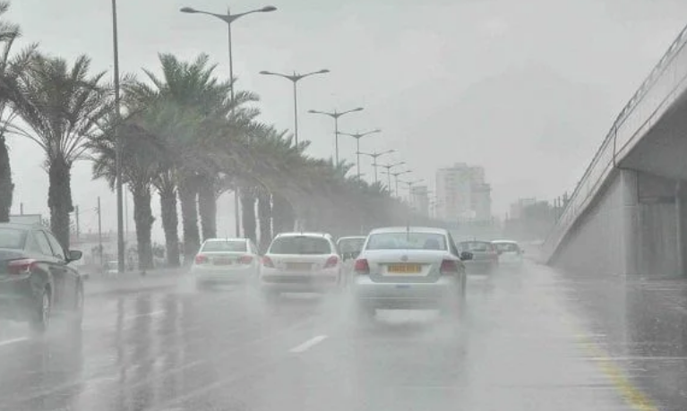 هطول ‎الأمطار الرعدية على منطقة مكة المكرمة
