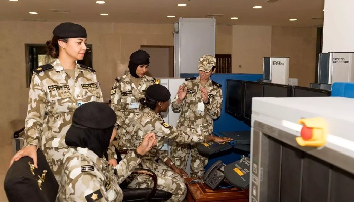 قوات الأمن النسائية