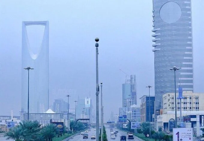 أمطار تصل إلى غزيرة على منطقة ⁧الرياض‬⁩